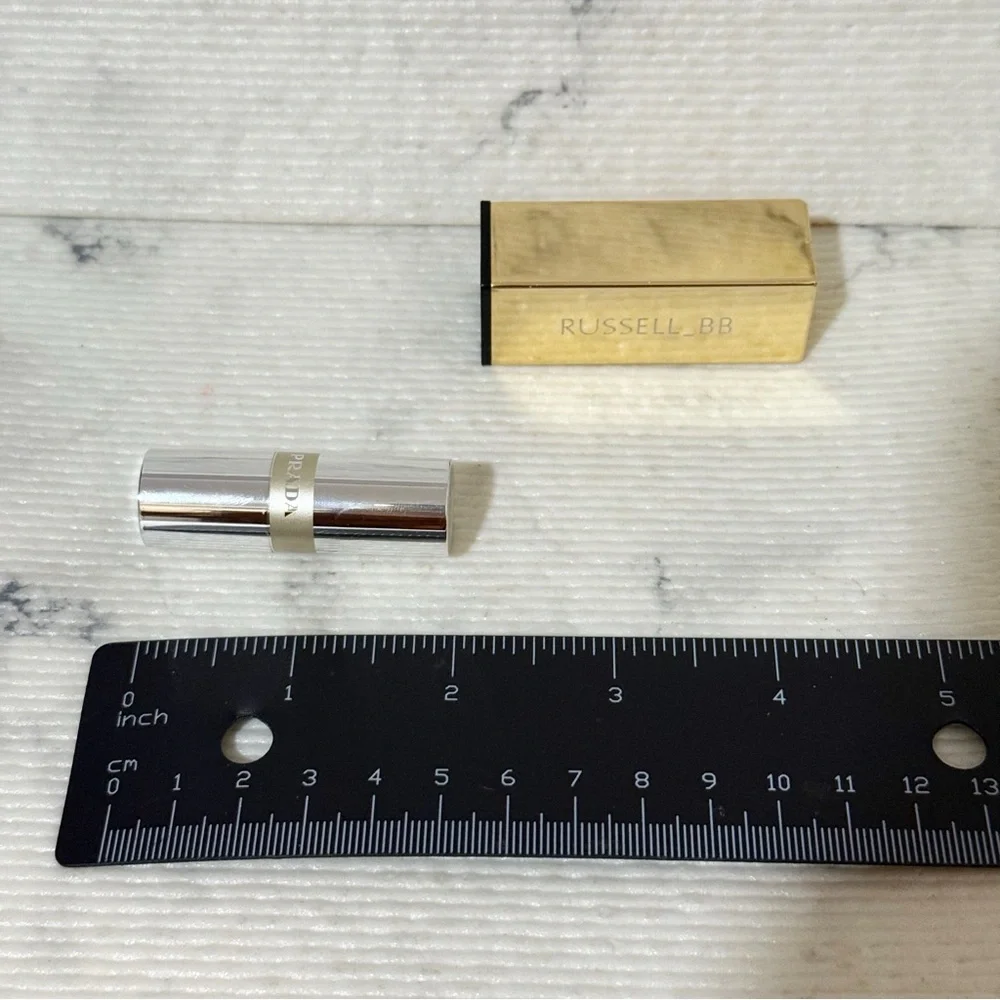 Prada Monochrome Lipstick B02 Quartz Nude Pink